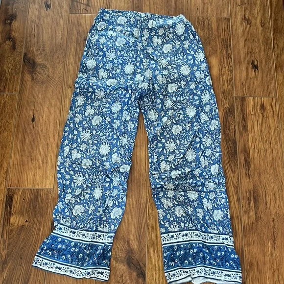 H&M Patterned Pants - Picture 2 of 4